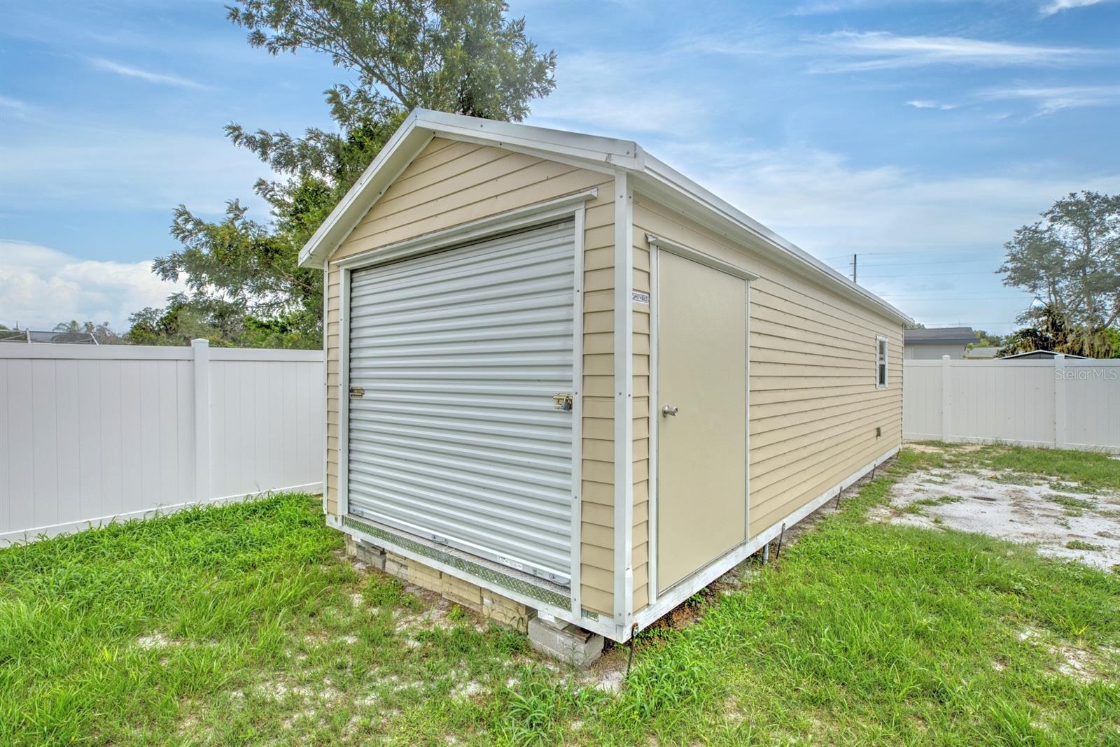 LAKE SEBRING - Residential