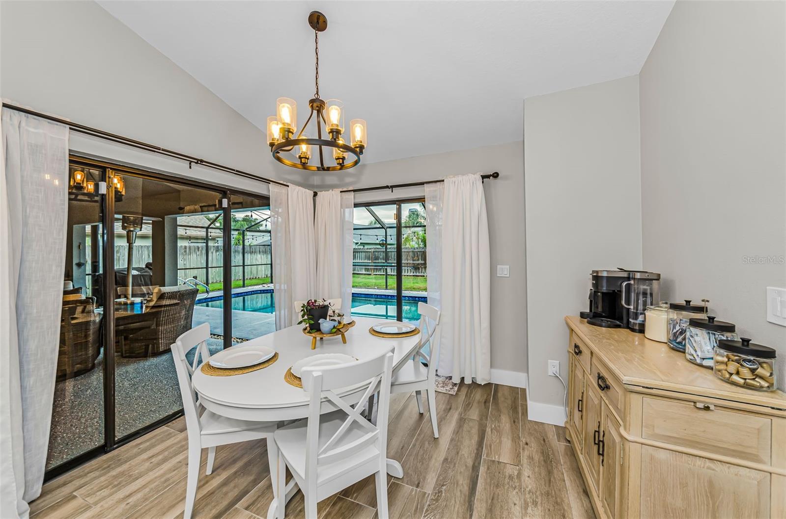 WINDEMERE - Residential