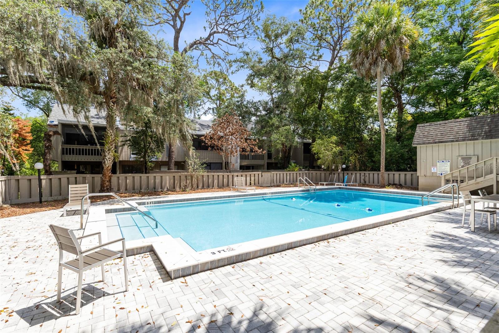 CROWN OAKS 1ST ADD - Residential