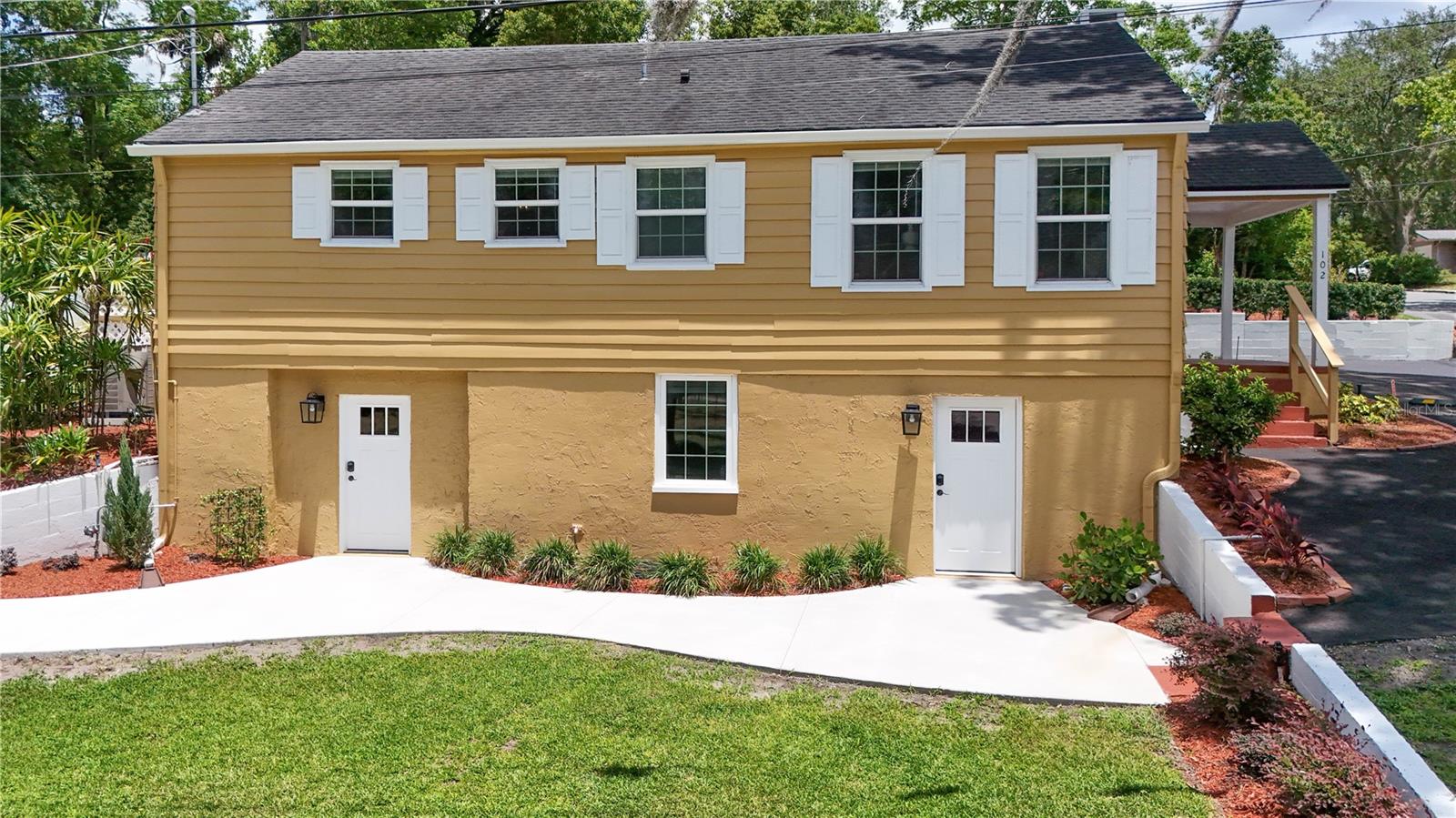 BRYNES - Residential