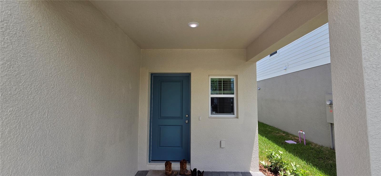 TWO RIVERS - Residential Lease