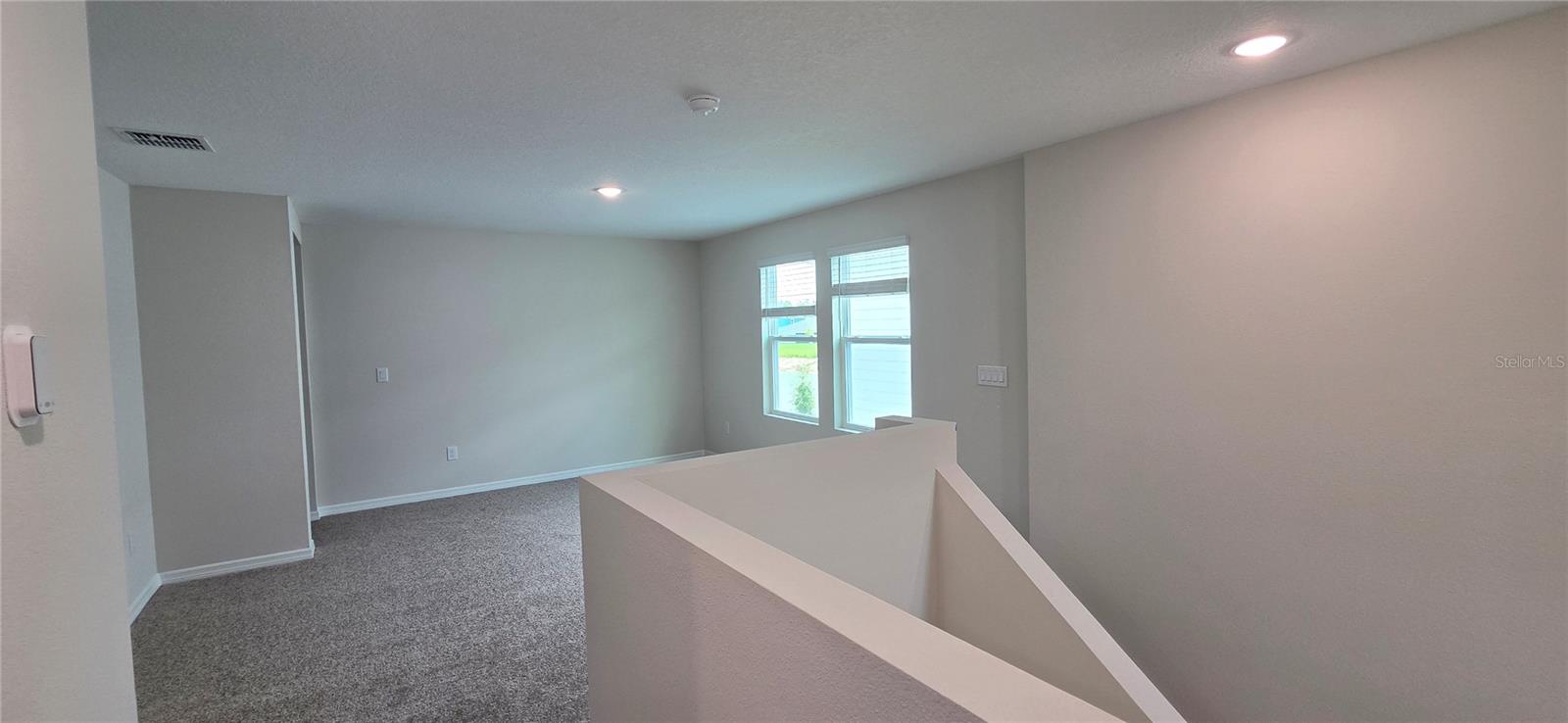 TWO RIVERS - Residential Lease