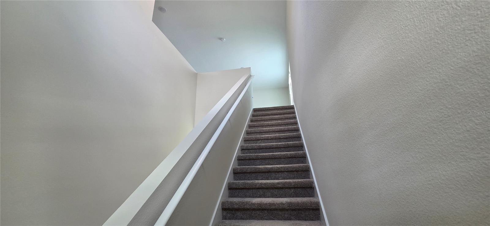 TWO RIVERS - Residential Lease