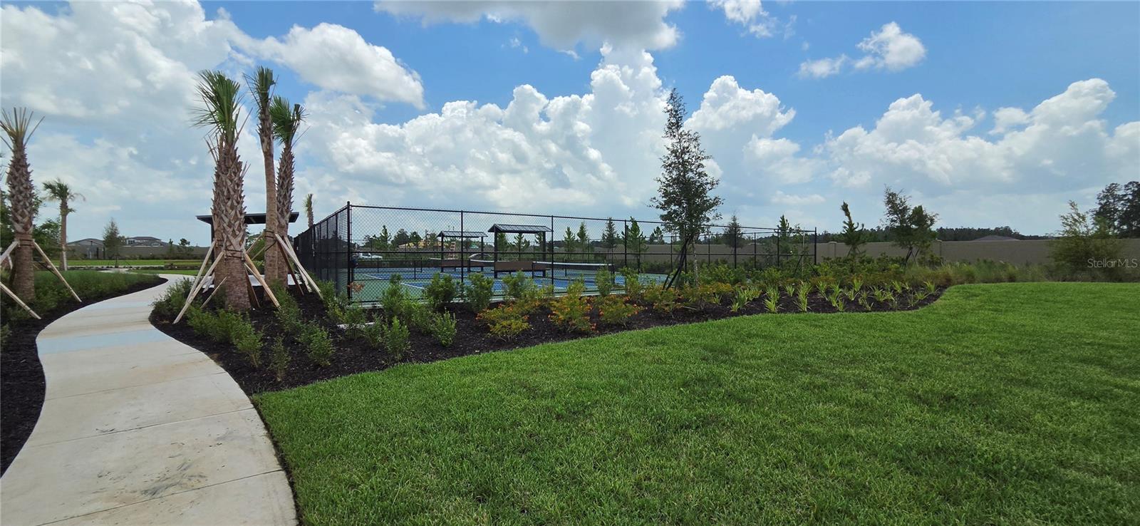 TWO RIVERS - Residential Lease