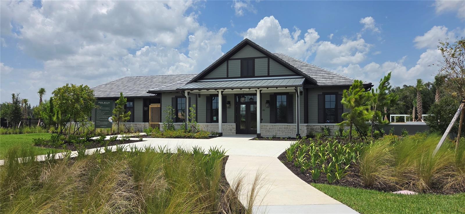 TWO RIVERS - Residential Lease