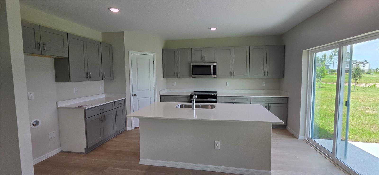 TWO RIVERS - Residential Lease