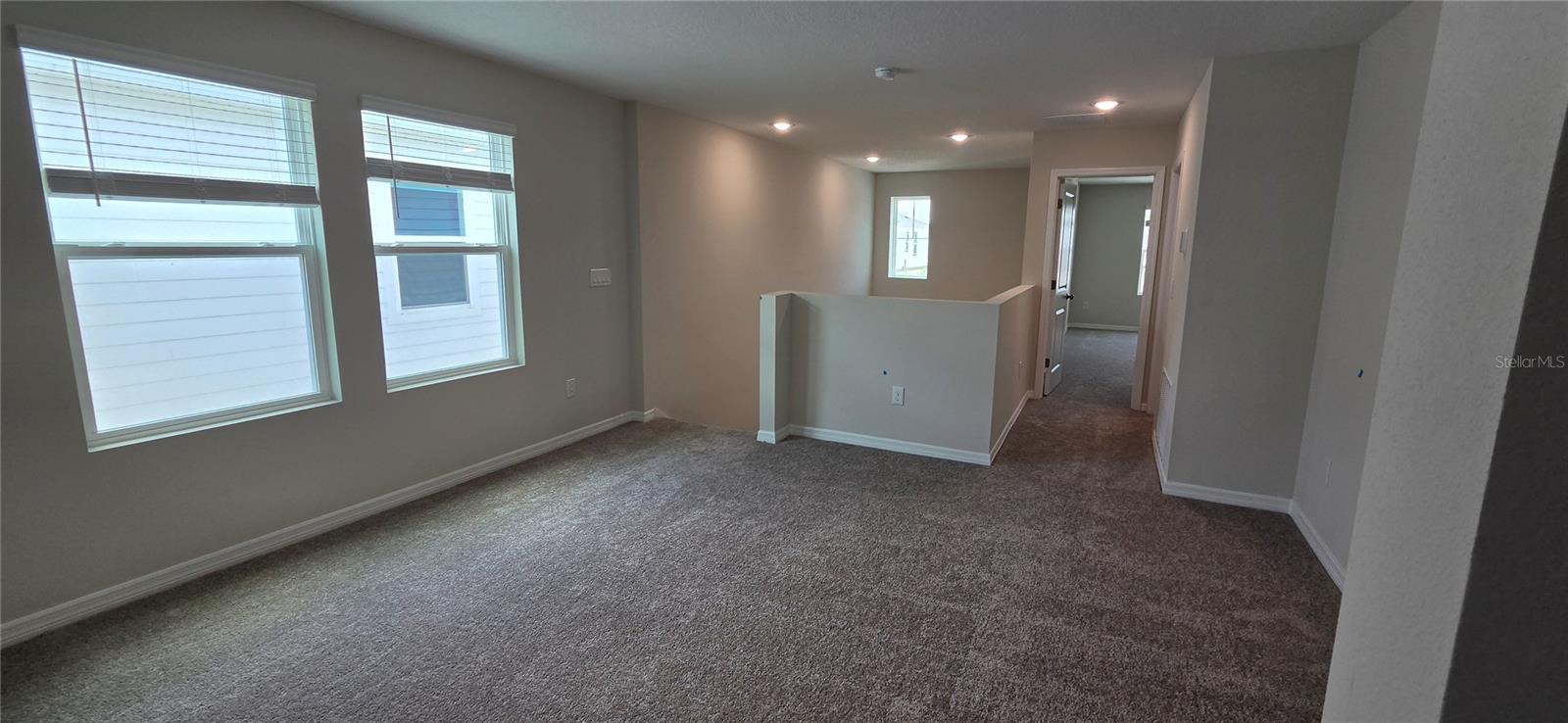 TWO RIVERS - Residential Lease