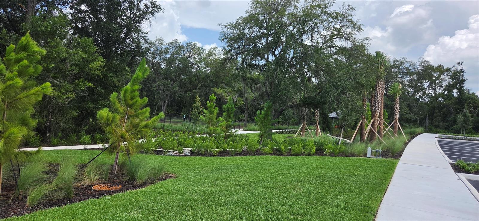 TWO RIVERS - Residential Lease