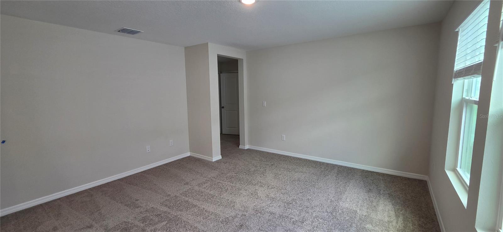 TWO RIVERS - Residential Lease