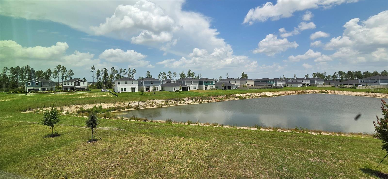 TWO RIVERS - Residential Lease