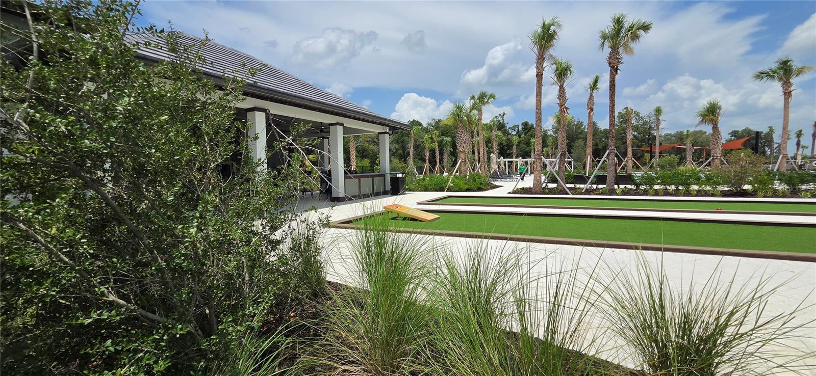 TWO RIVERS - Residential Lease