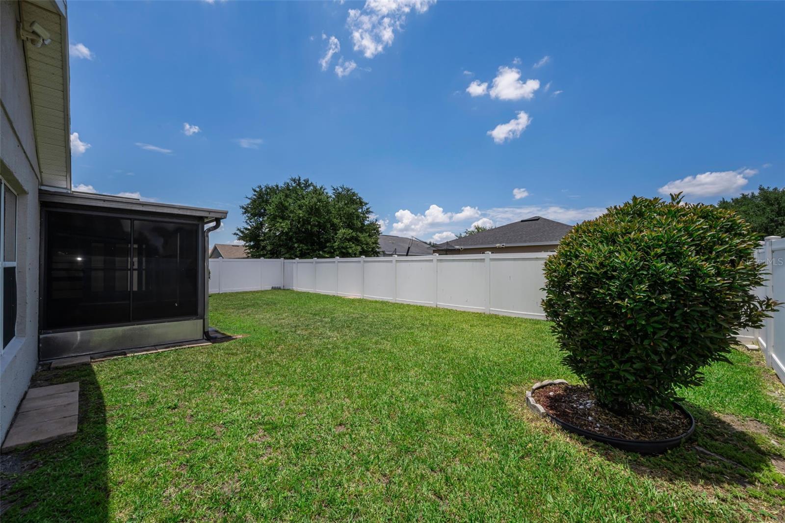 CRESCENT VIEW - Residential