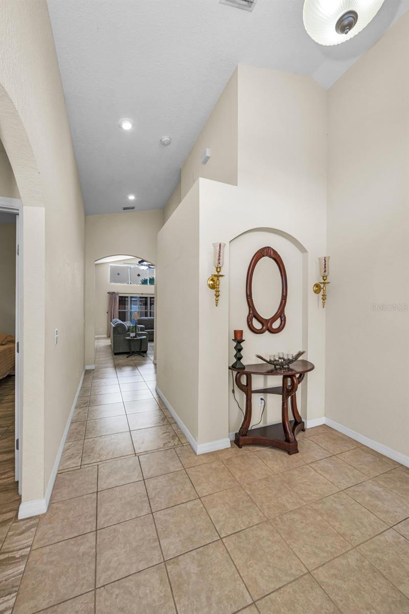 CRESCENT VIEW - Residential