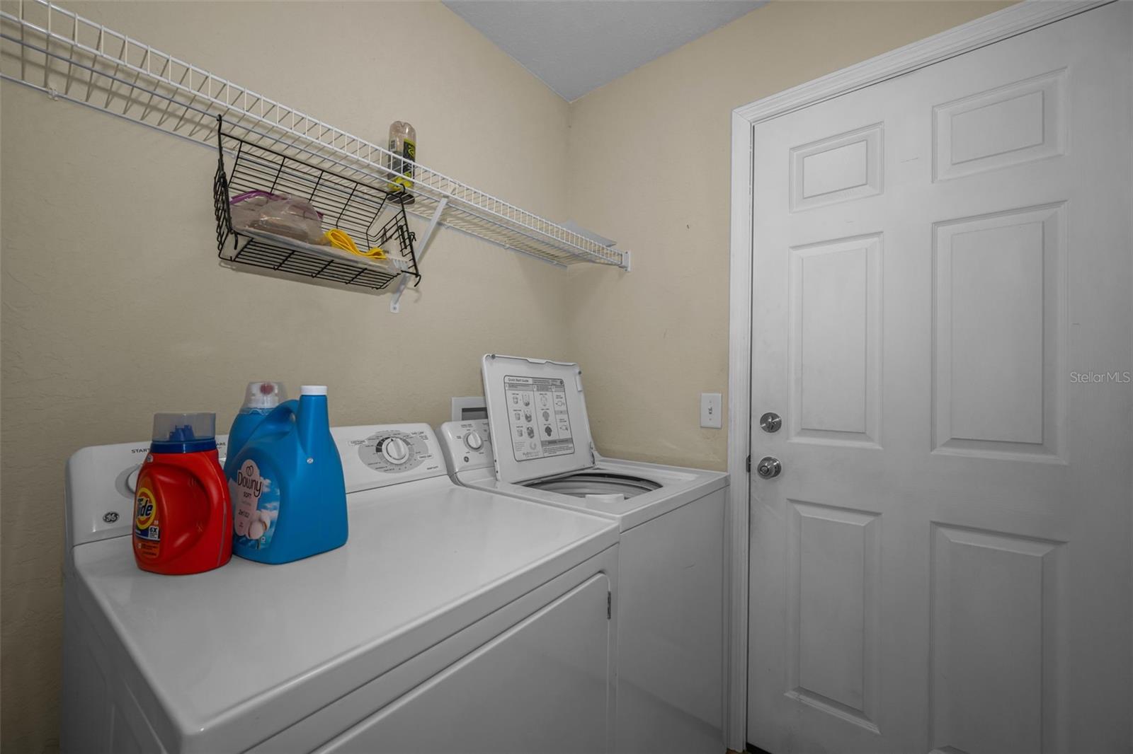 CRESCENT VIEW - Residential