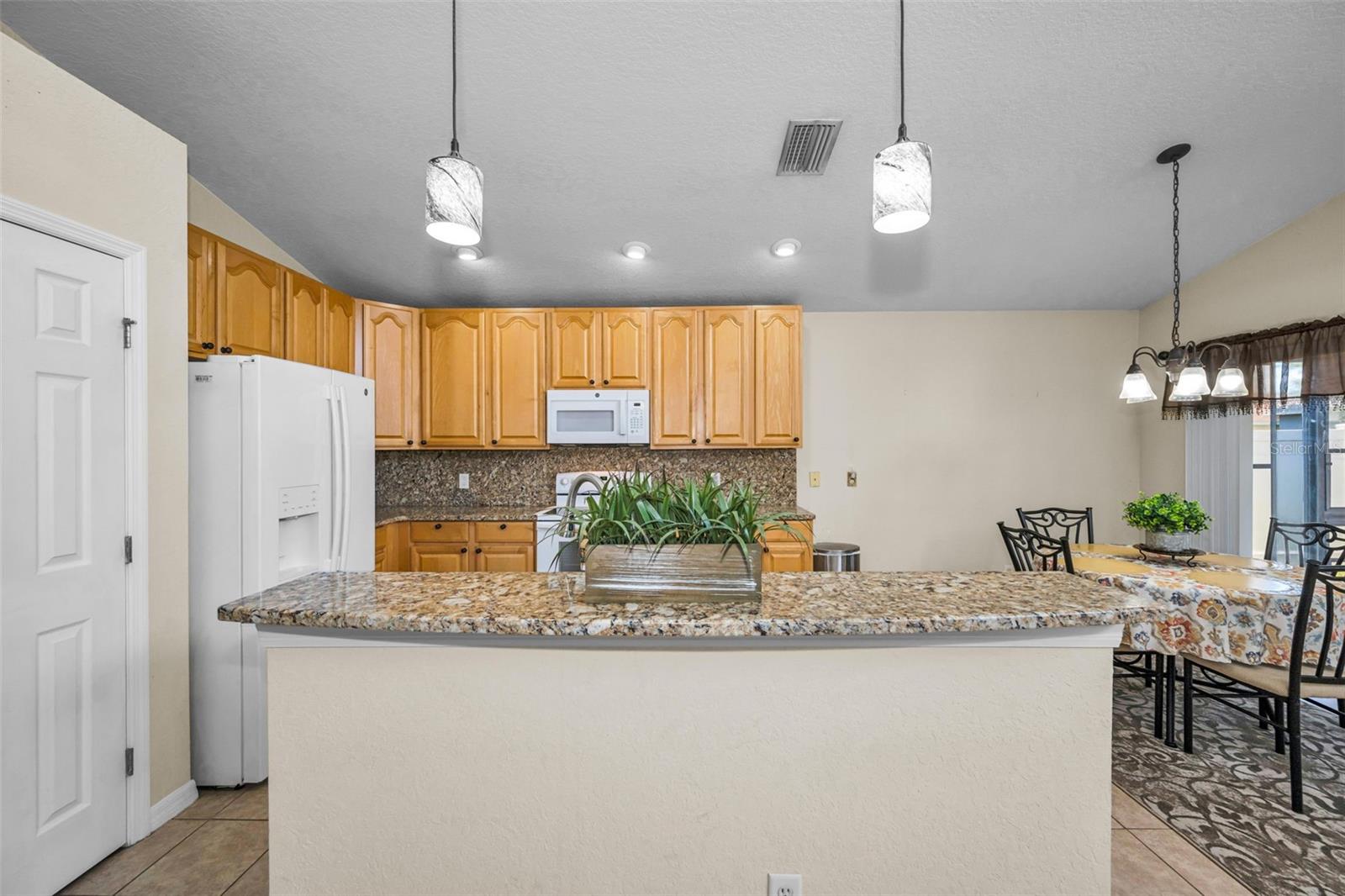 CRESCENT VIEW - Residential