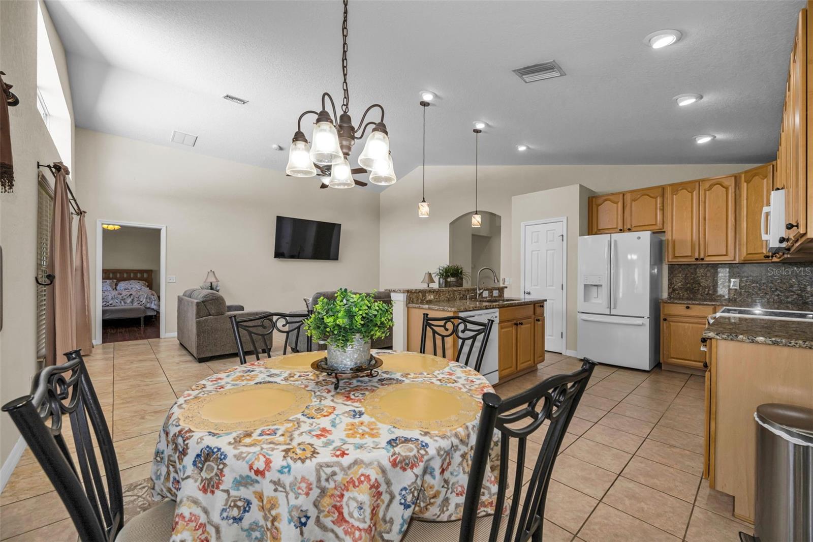 CRESCENT VIEW - Residential