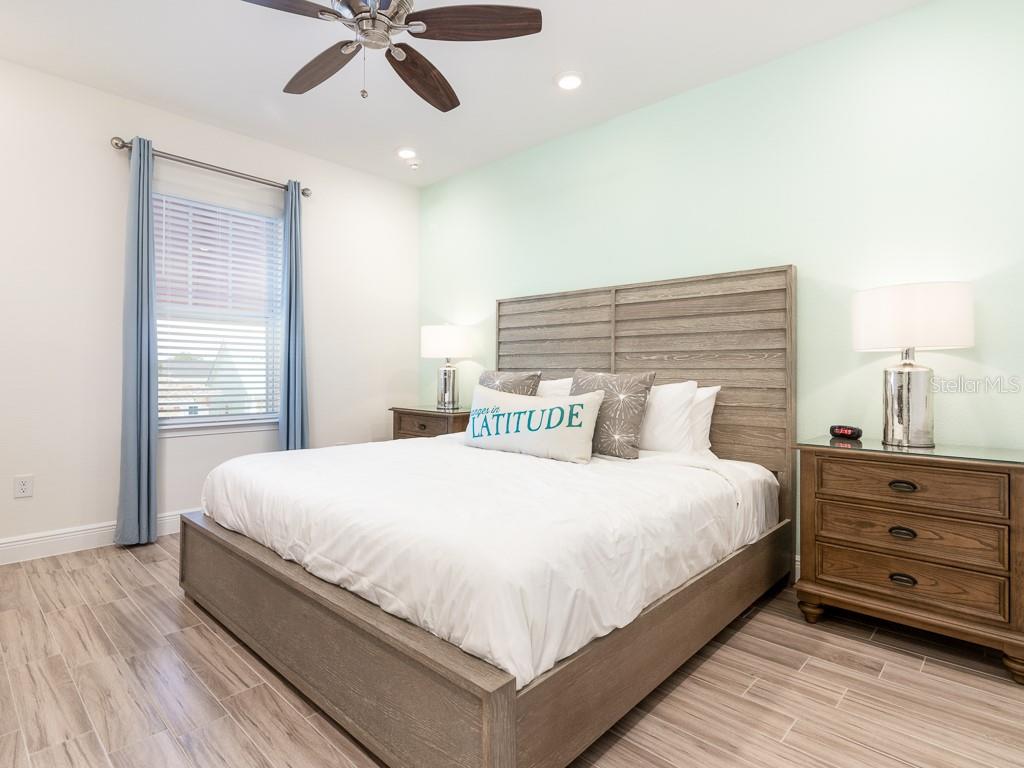 ROLLING OAKS PH 5 - Residential Lease