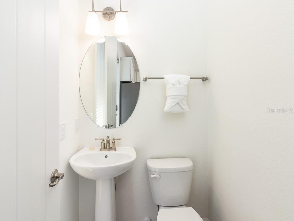 ROLLING OAKS PH 5 - Residential Lease