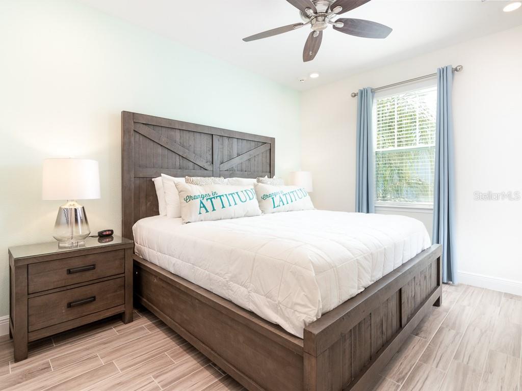ROLLING OAKS PH 5 - Residential Lease