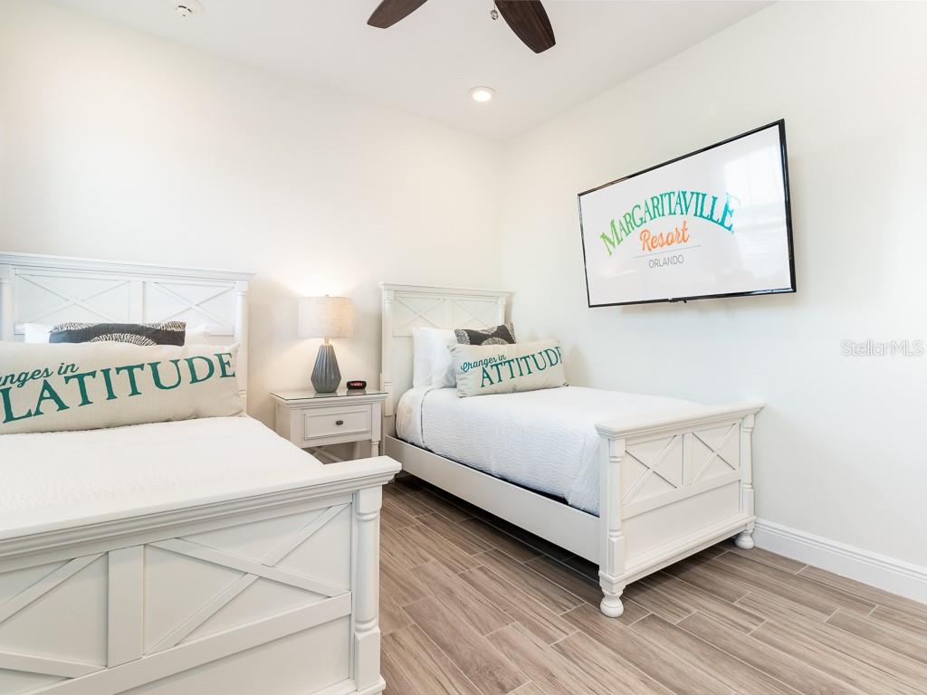 ROLLING OAKS PH 5 - Residential Lease