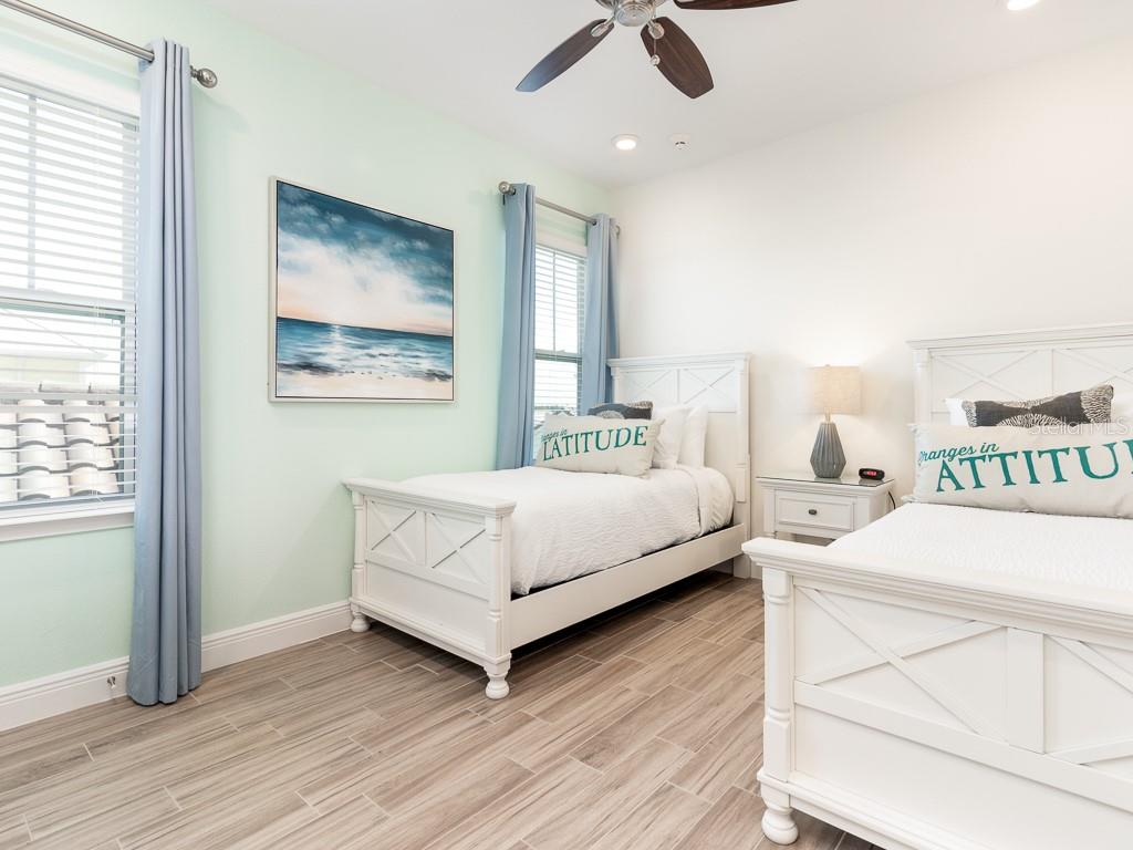 ROLLING OAKS PH 5 - Residential Lease