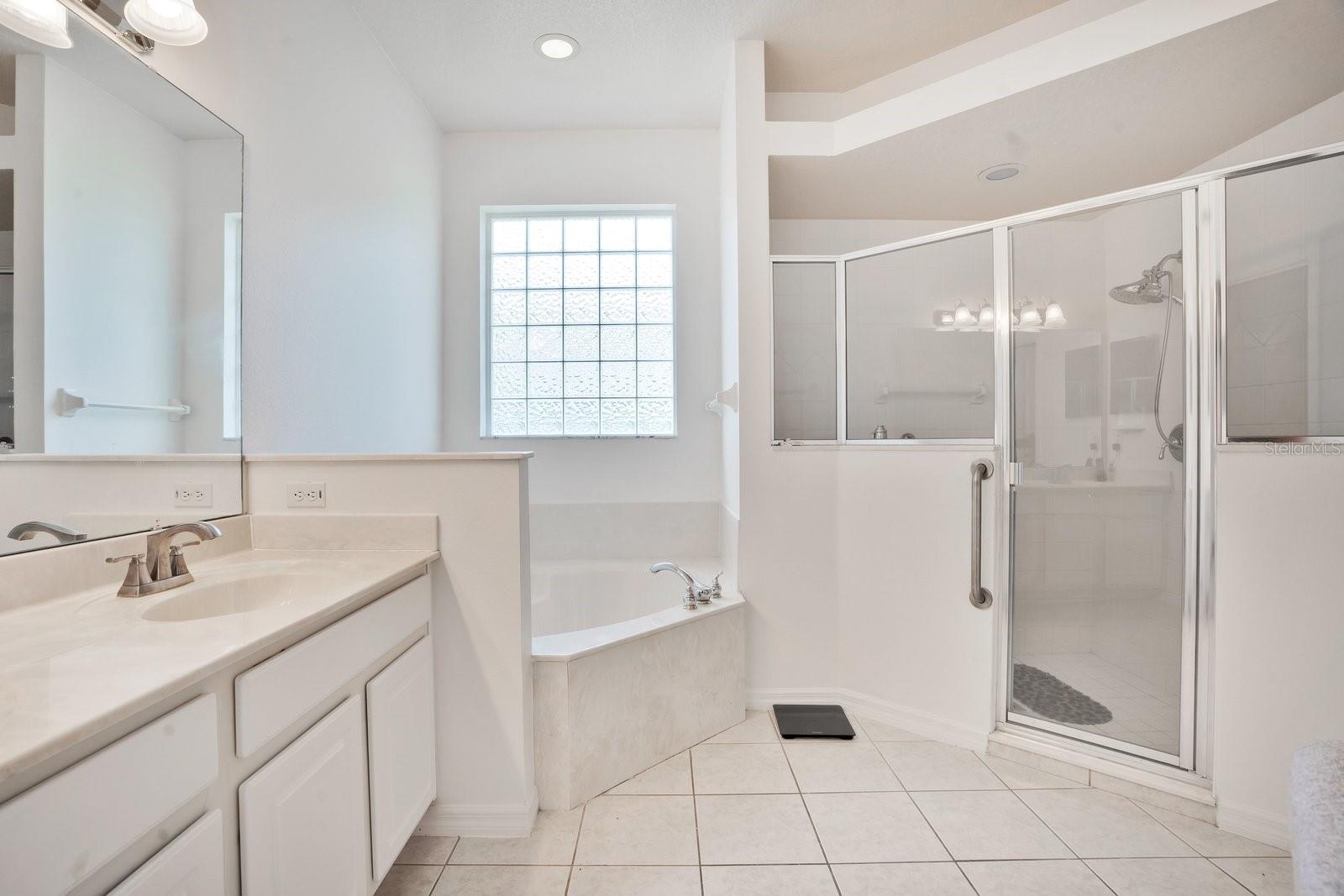 CLERMONT BEACON RIDGE AT LEGENDS PH 05 LO - Residential