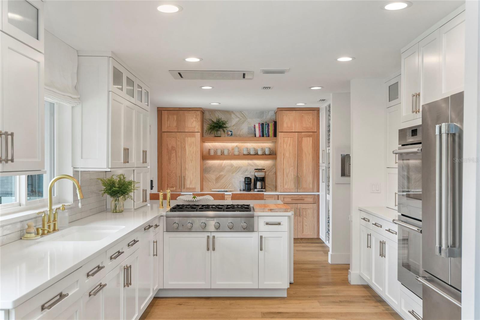 KINGS ROW - Residential