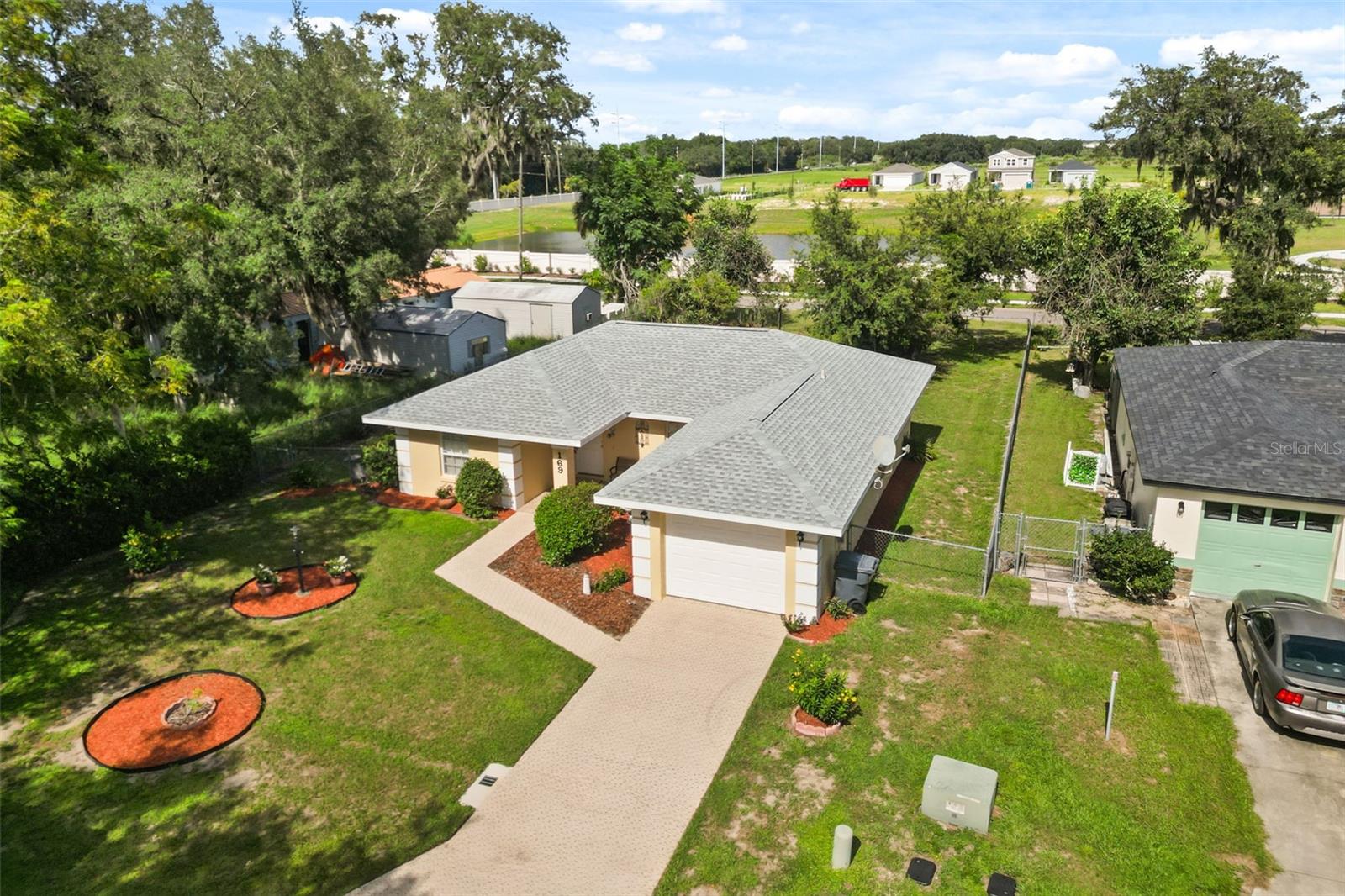 SAND OAK - Residential