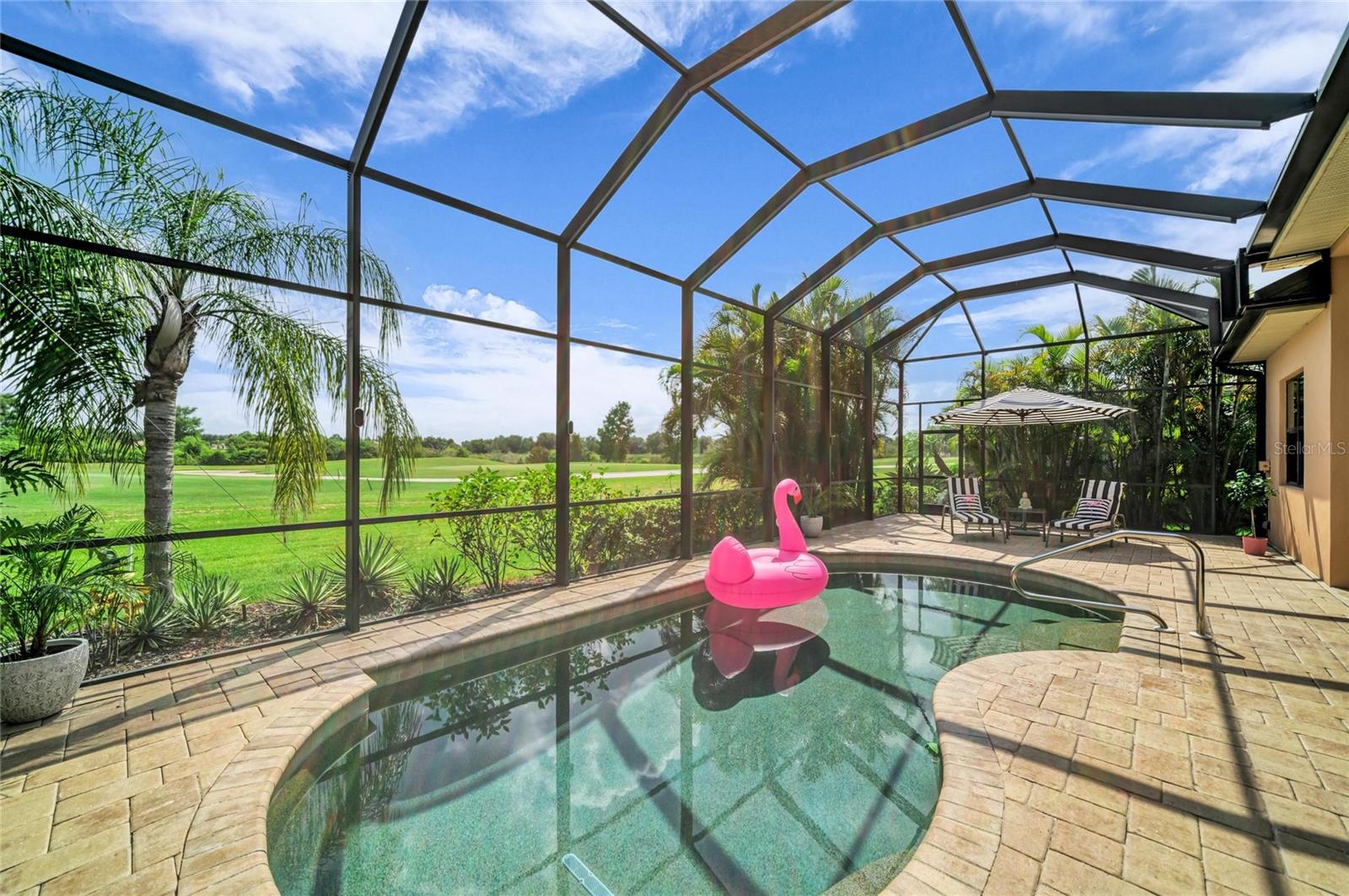 COUNTRY CLUB EAST - Residential