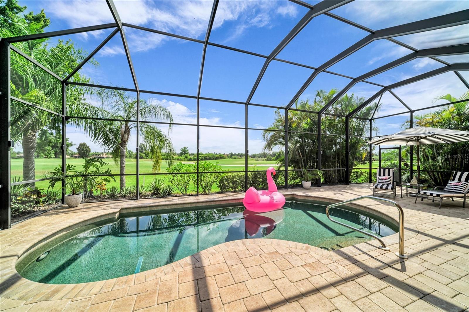 COUNTRY CLUB EAST - Residential
