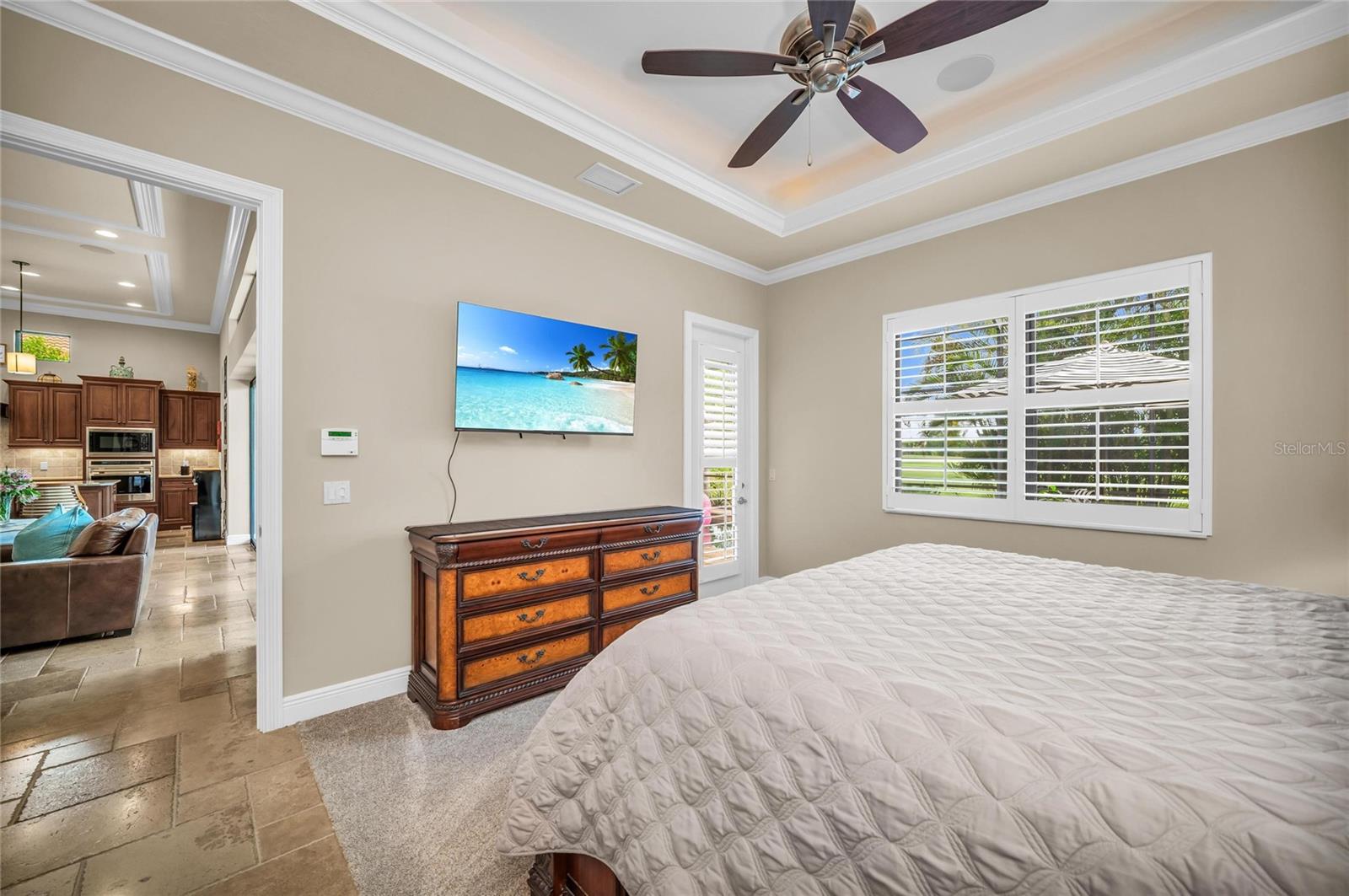 COUNTRY CLUB EAST - Residential