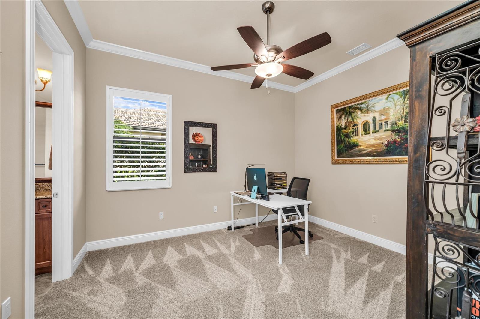 COUNTRY CLUB EAST - Residential