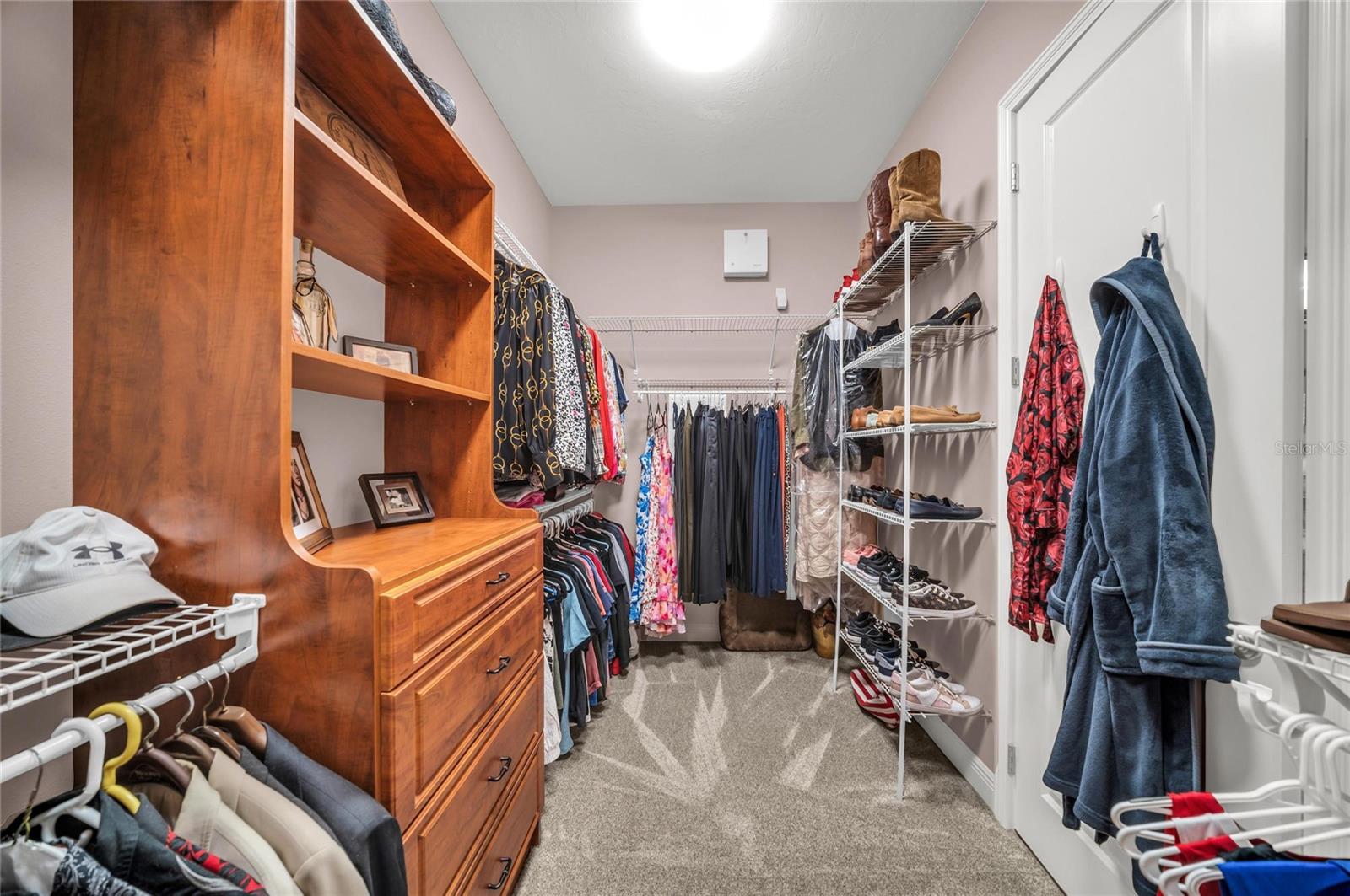 COUNTRY CLUB EAST - Residential