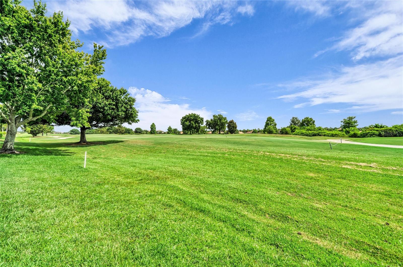 COUNTRY CLUB EAST - Residential