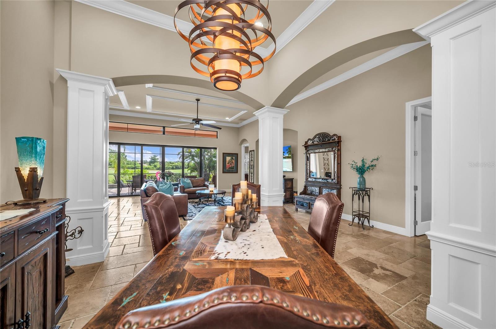 COUNTRY CLUB EAST - Residential