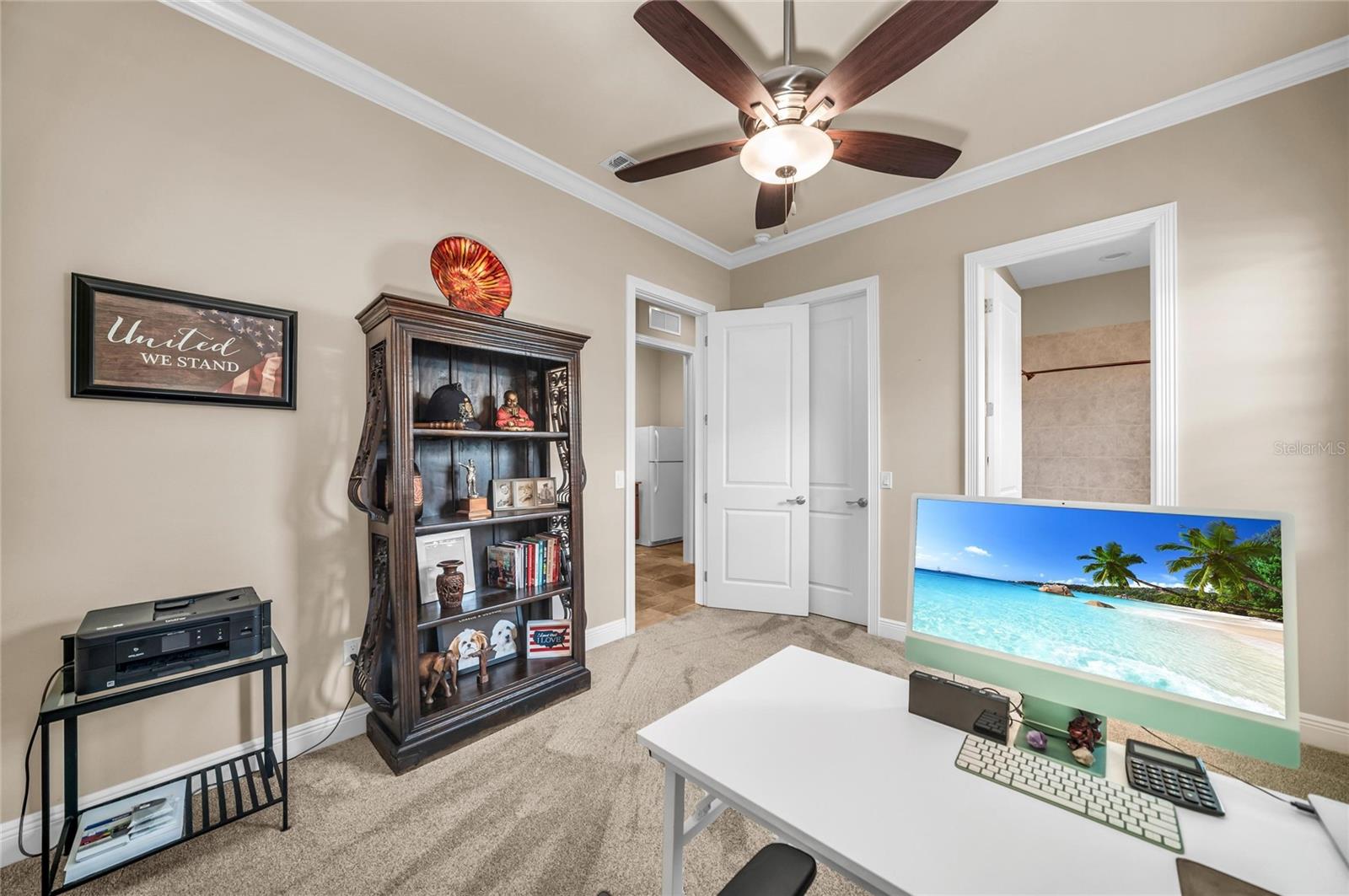 COUNTRY CLUB EAST - Residential