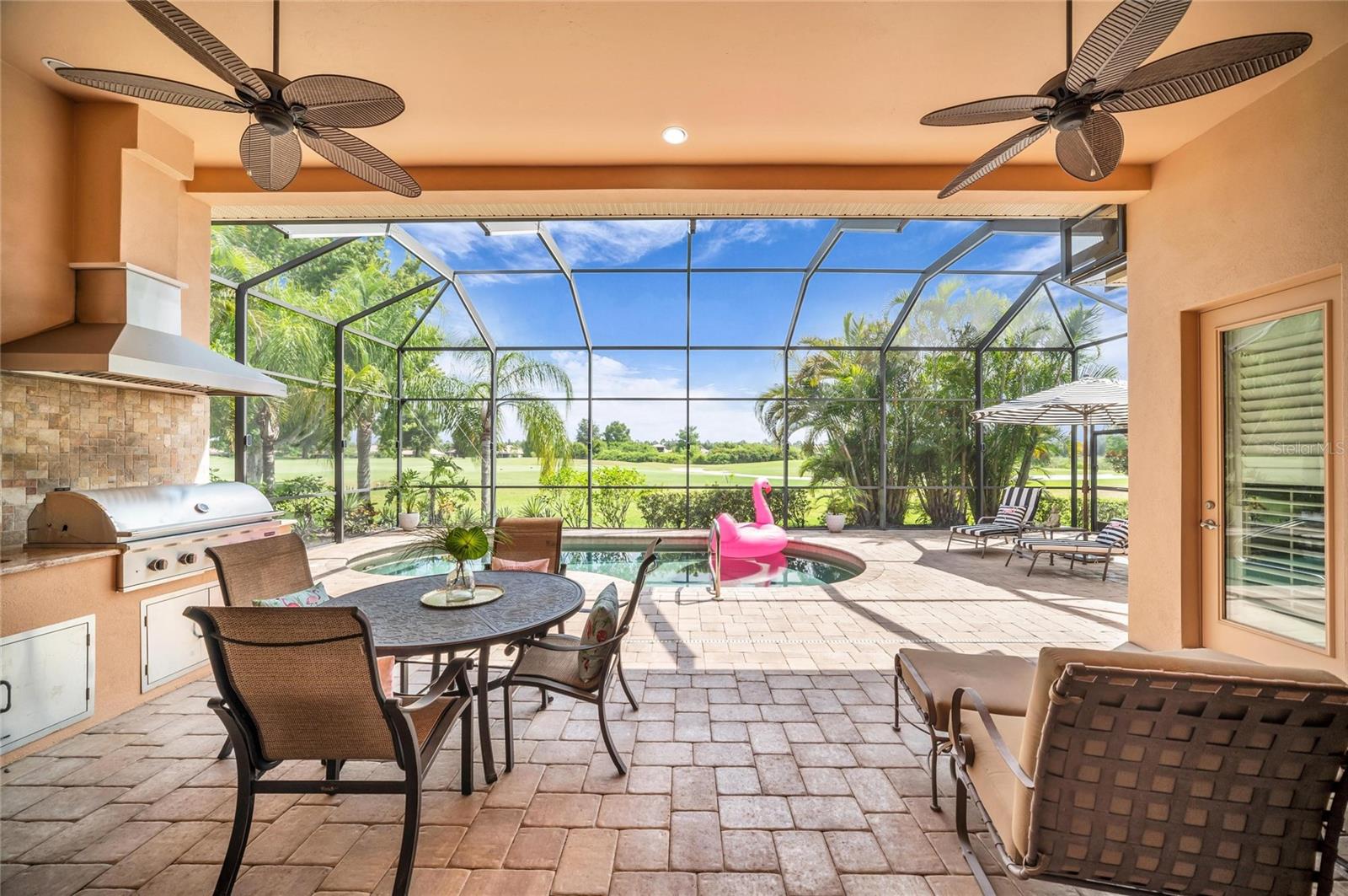 COUNTRY CLUB EAST - Residential