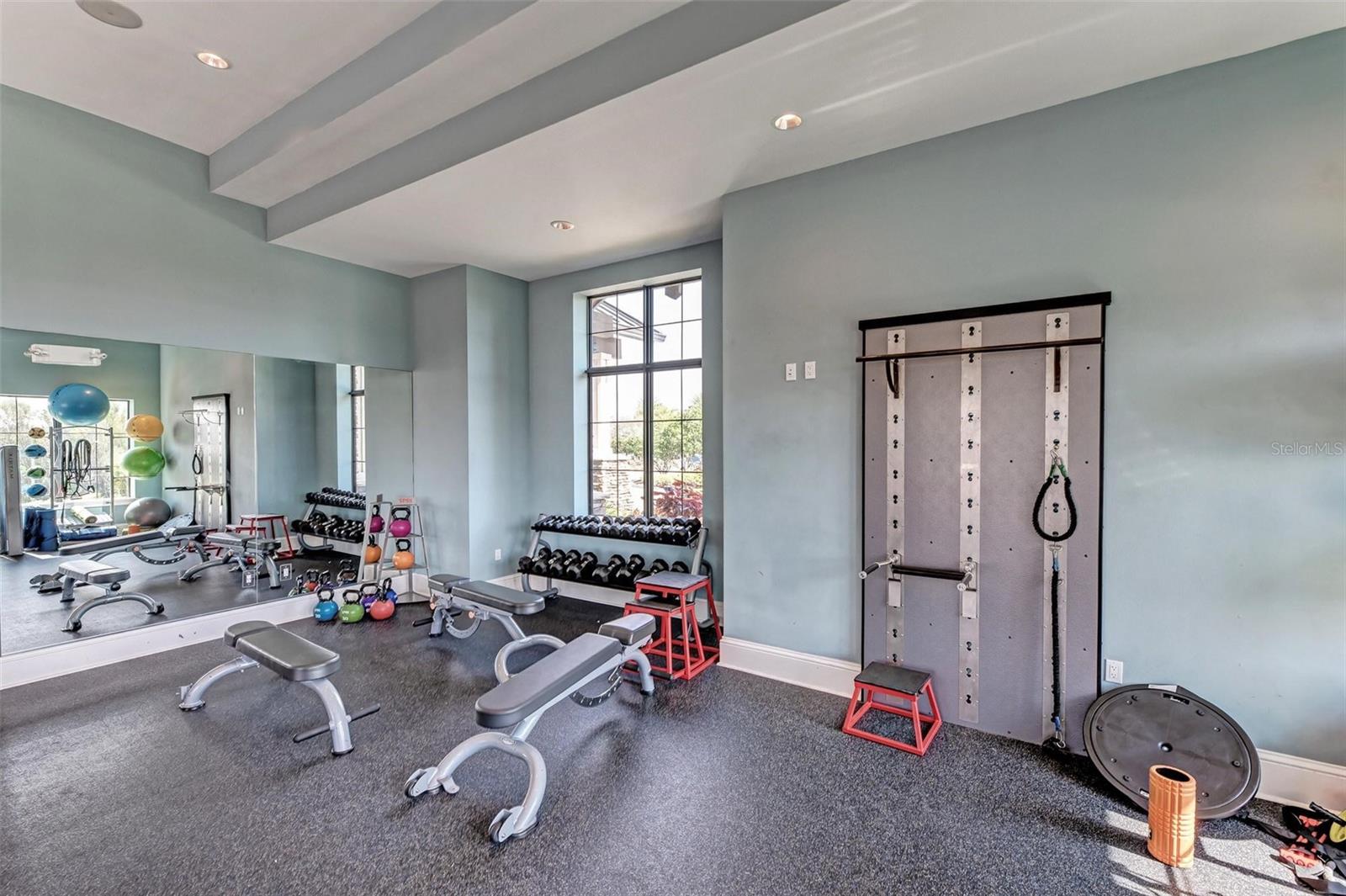 COUNTRY CLUB EAST - Residential
