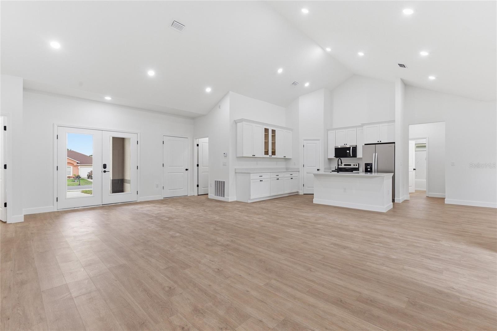 MARION OAKS UN SEVEN - Residential Lease