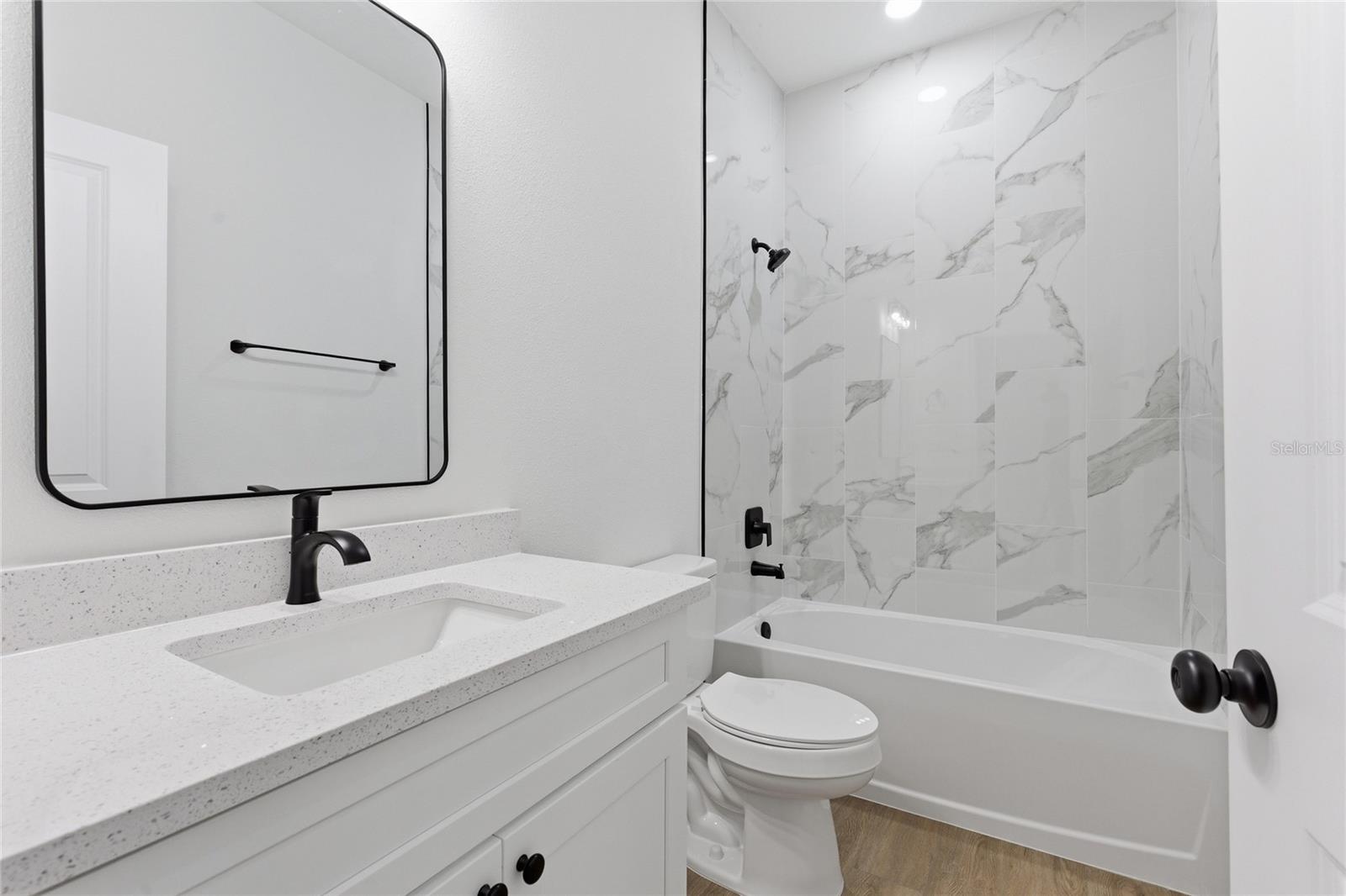 MARION OAKS UN SEVEN - Residential Lease