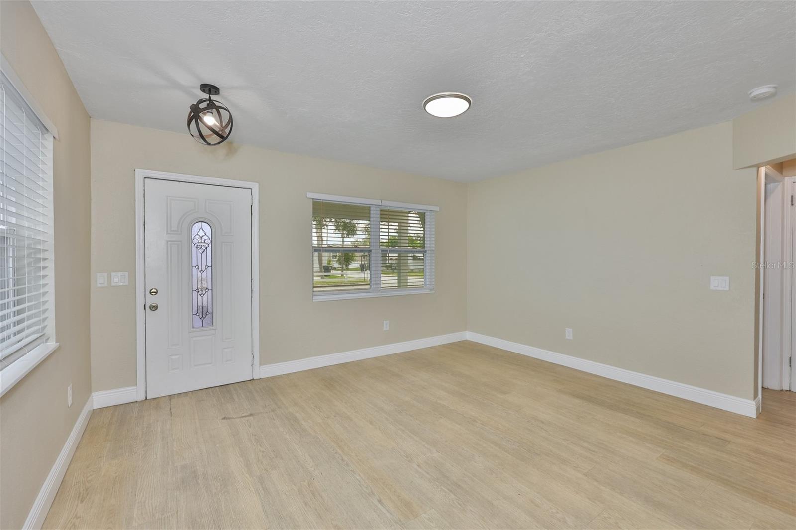 LYNNDALE SUB - Residential