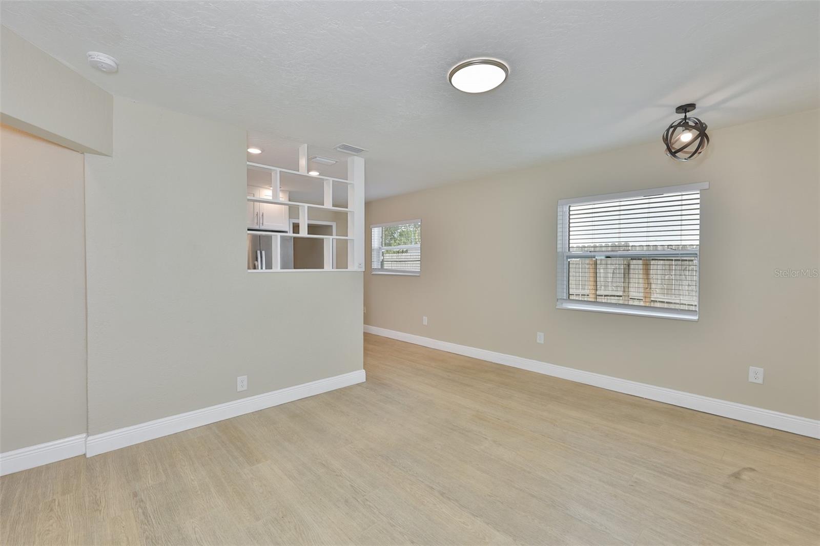 LYNNDALE SUB - Residential