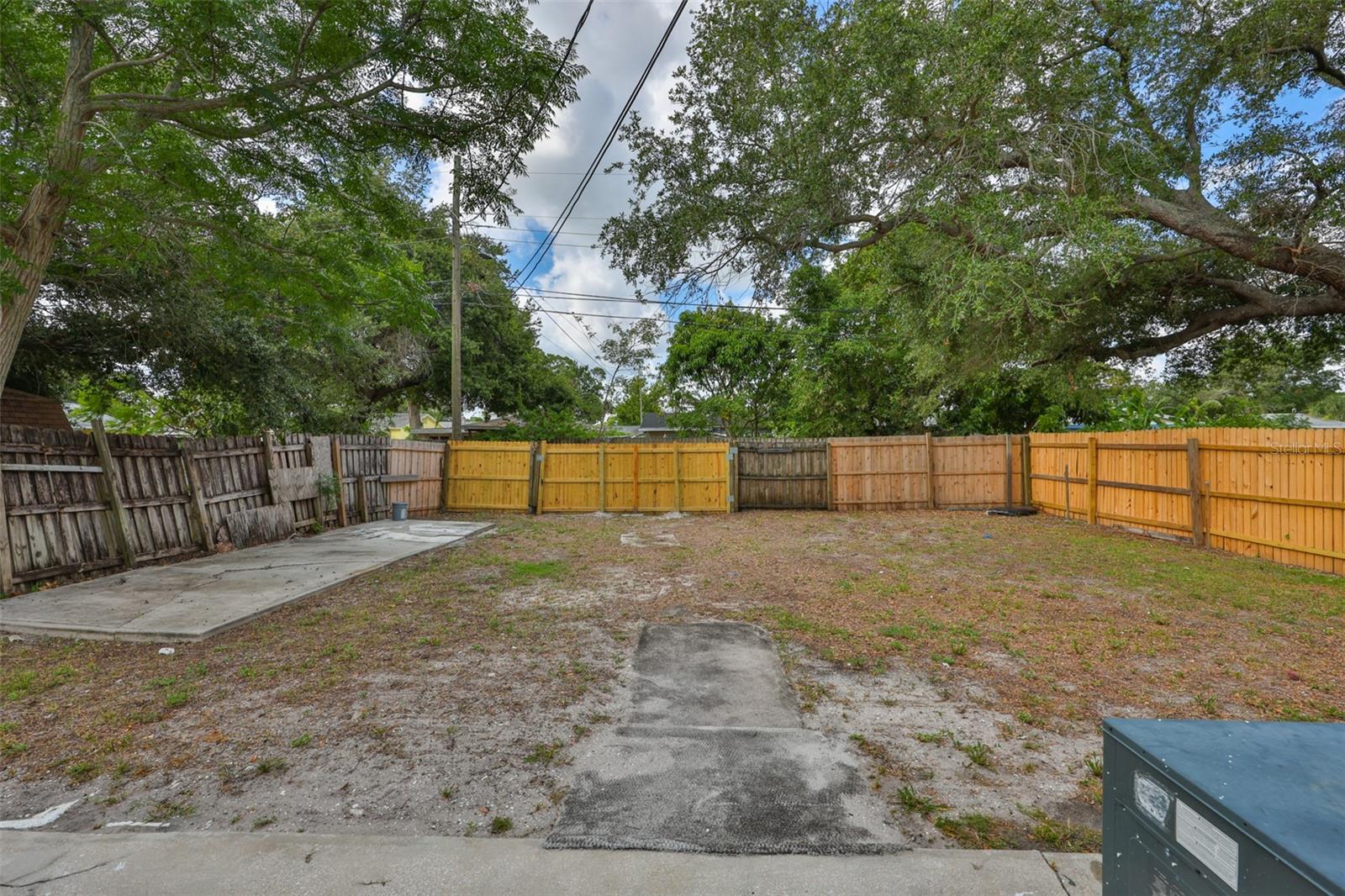 LYNNDALE SUB - Residential