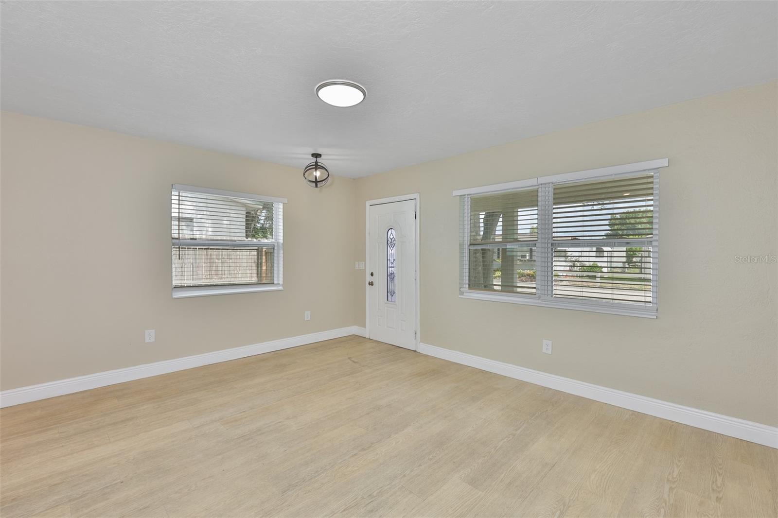 LYNNDALE SUB - Residential
