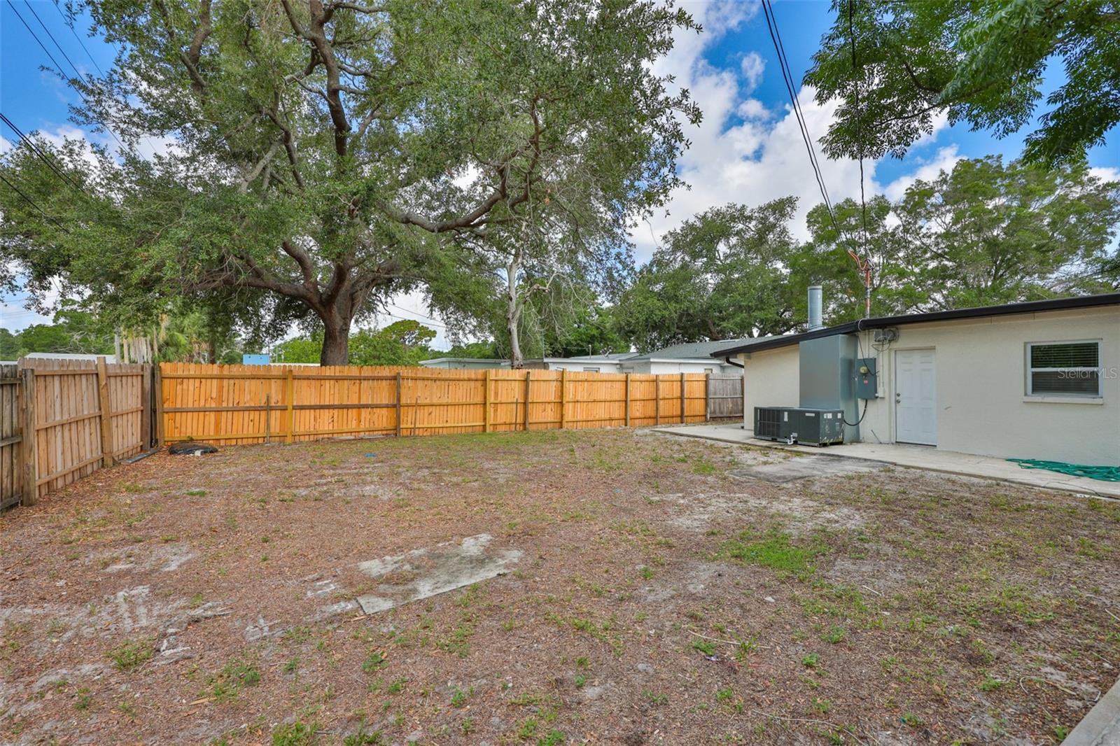 LYNNDALE SUB - Residential
