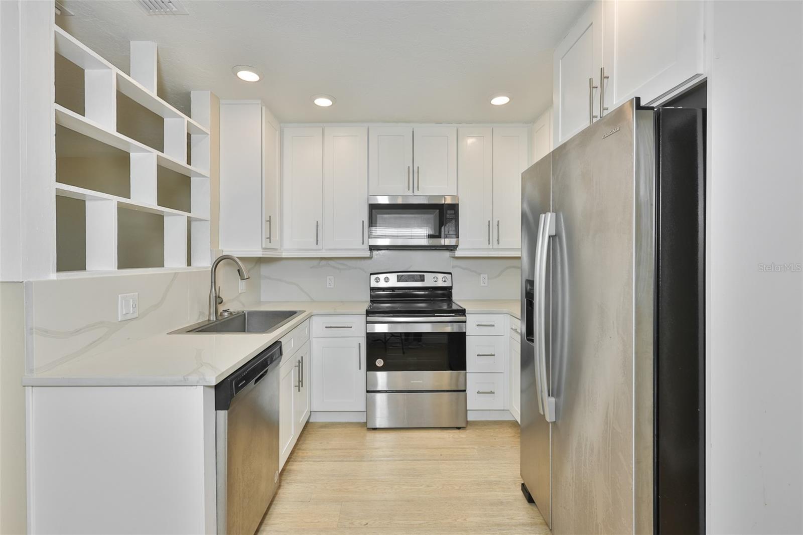 LYNNDALE SUB - Residential
