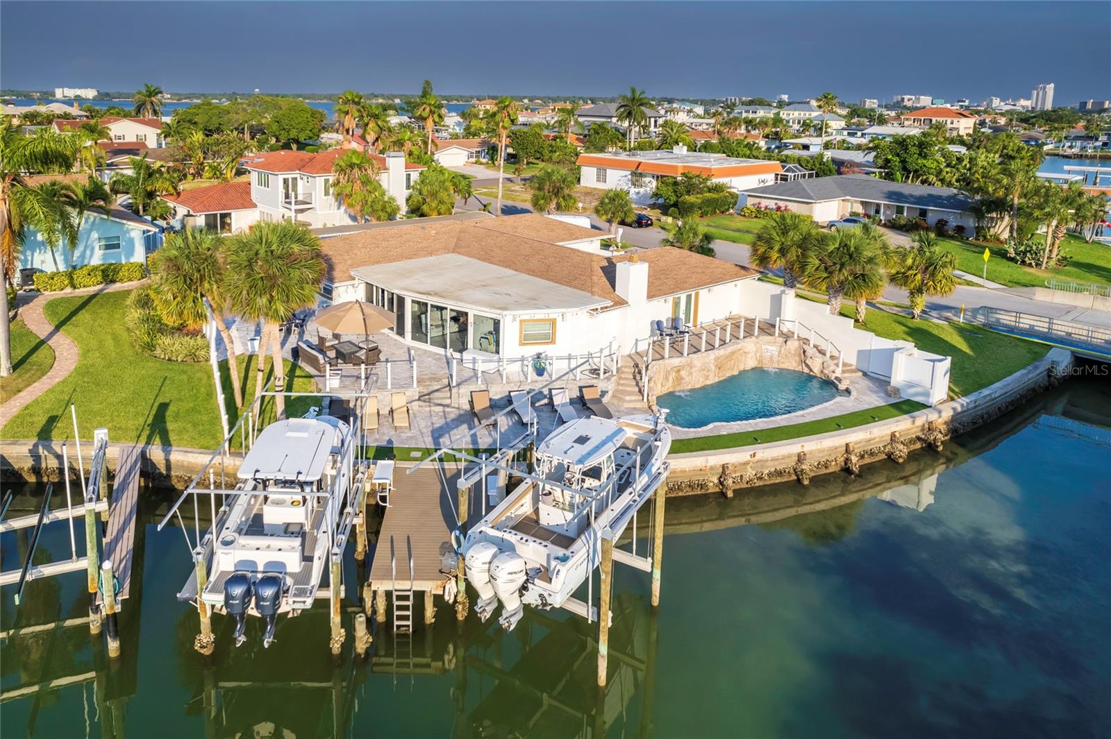 ISLAND ESTATE OF CLEARWATER UNITS 6D 7A 7C - Residential
