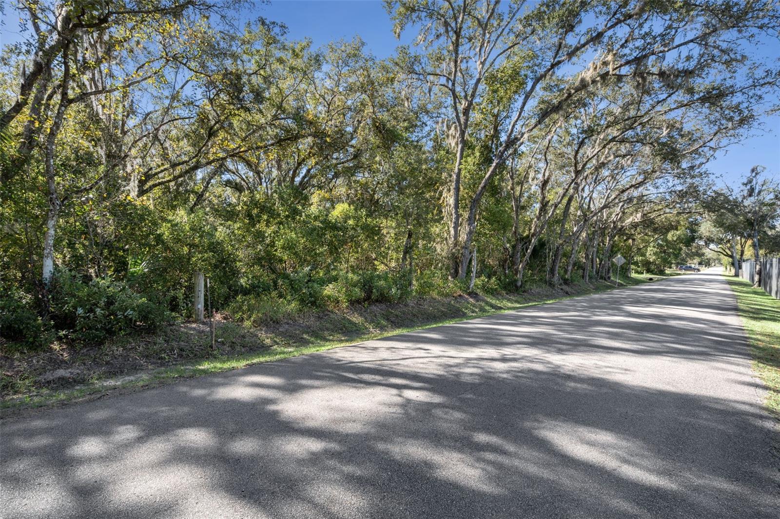 WEKIVA FOREST TRAILS - Land