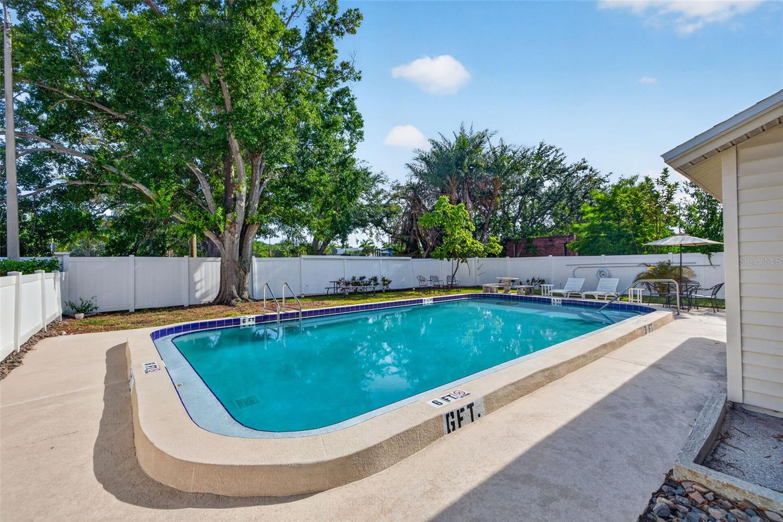 NORTHWICK ARMS CONDO - Residential
