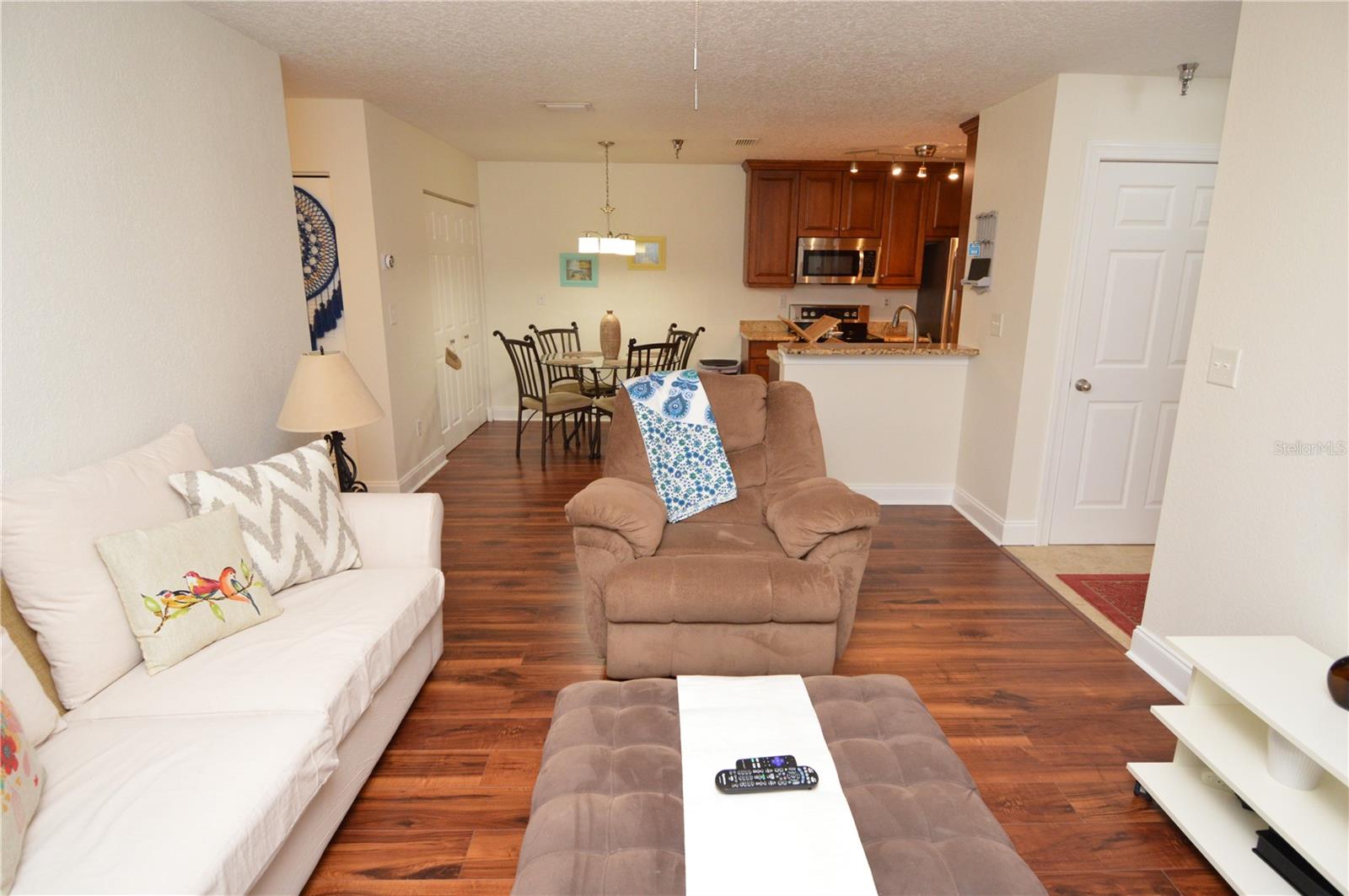 ITOPIA PRIVATE RESIDENCES CONDO - Residential Lease